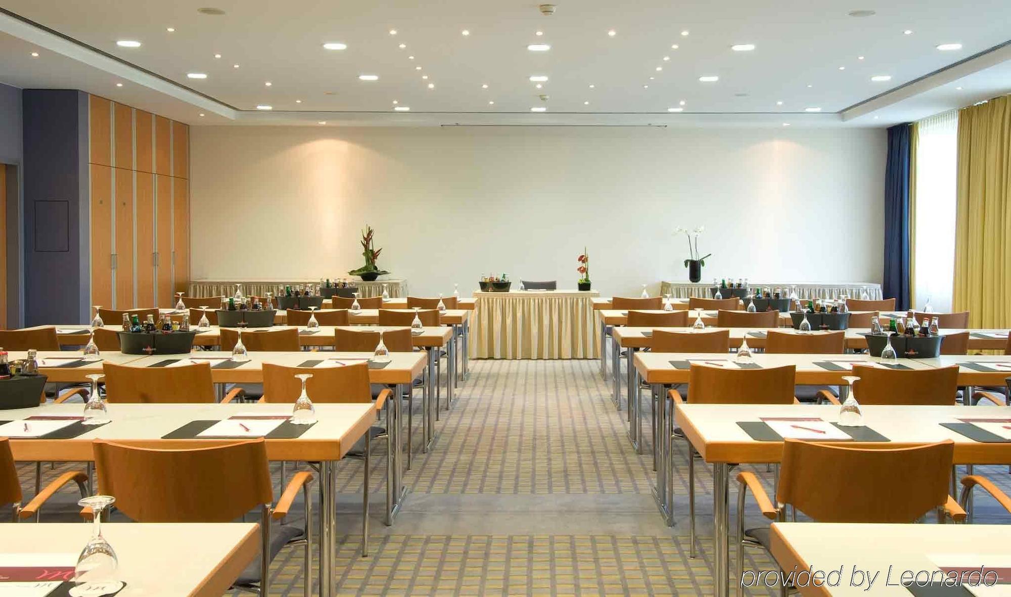 Hotel Mercure Am Rathaus City Airport Mannheim
