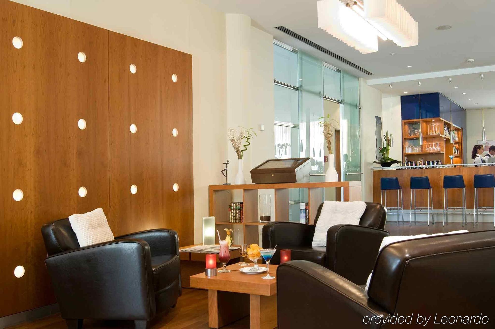 Mercure Am Rathaus 3*