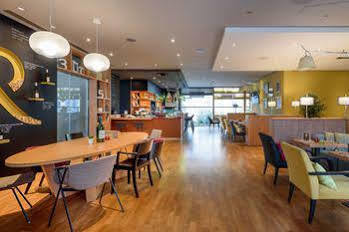 Mercure Am Rathaus 3* City Airport Mannheim